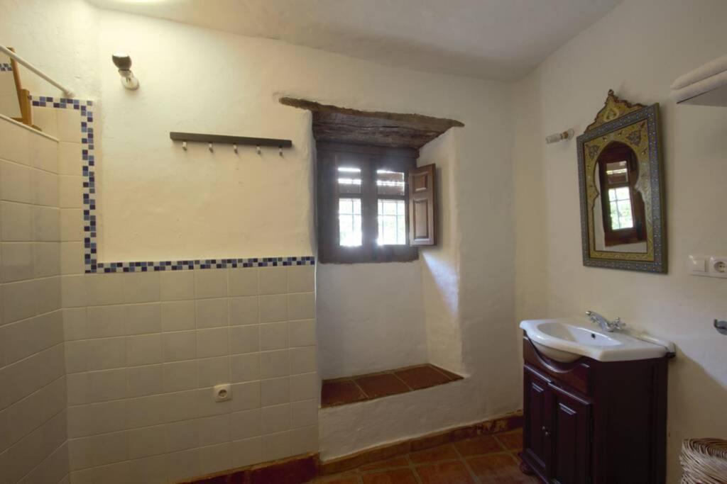 Casa En Fortaleza Medieval Кастельяр-Де-Ла-Фронтера Экстерьер фото